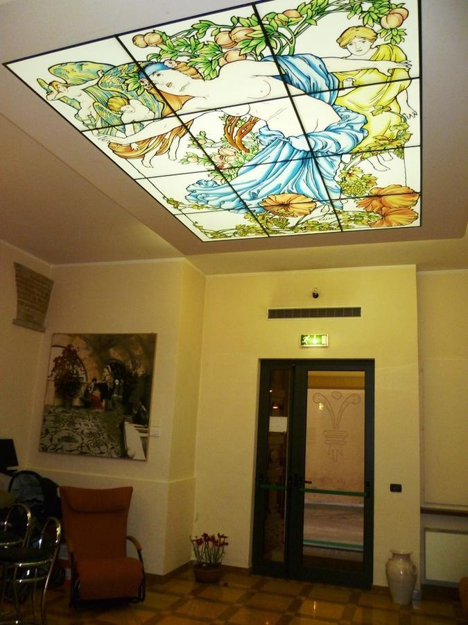 Hotel Santa Chiara SantʼAngelo in Vado Exterior foto
