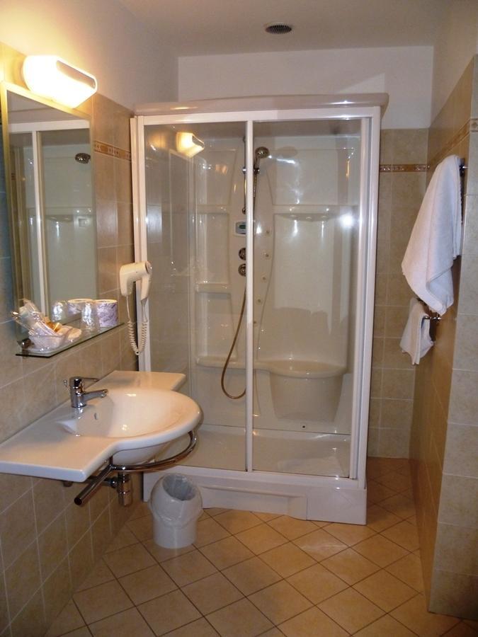 Hotel Santa Chiara SantʼAngelo in Vado Zimmer foto