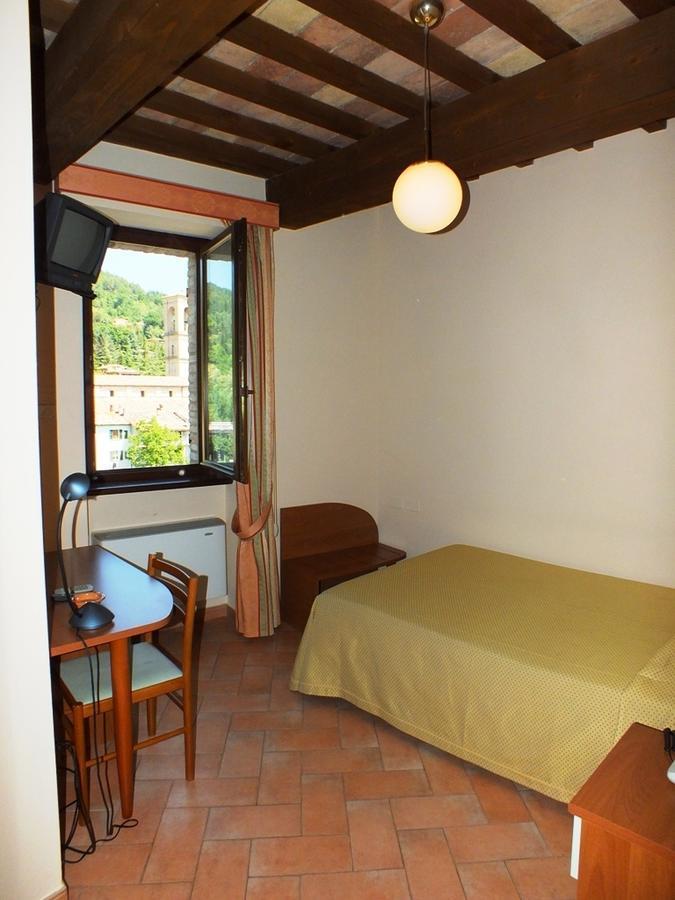 Hotel Santa Chiara SantʼAngelo in Vado Zimmer foto